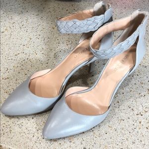 Gray Sole Society Pumps Size 8